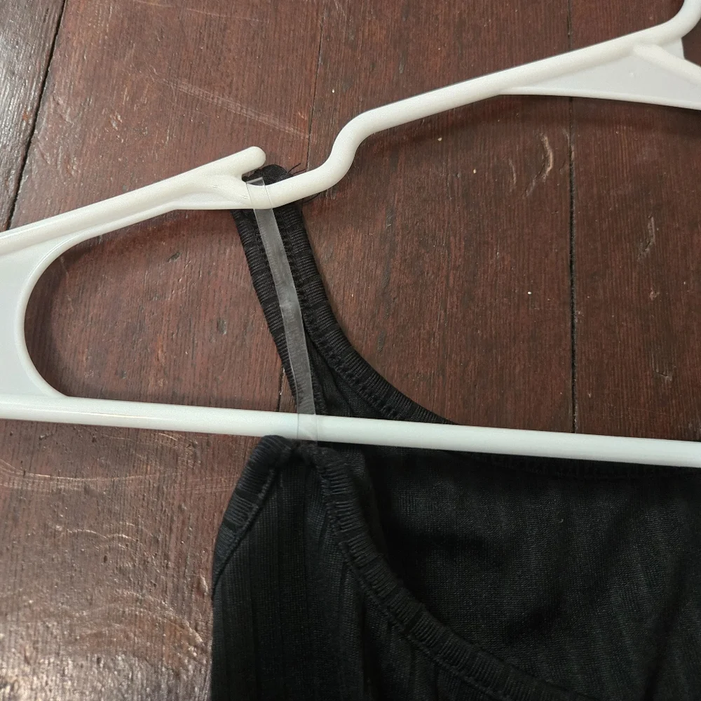 Scacto Black Ribbed Bodycon Flattering Tank Top NEW - Picture 5 of 8